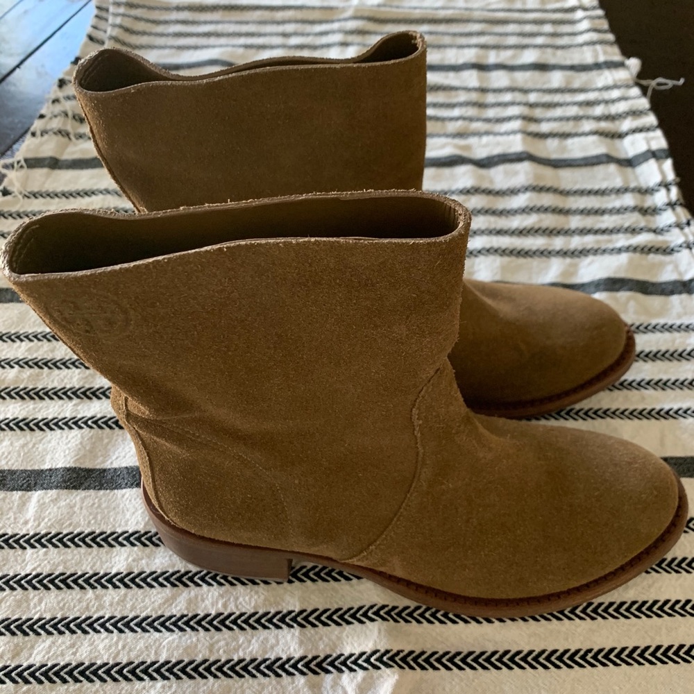 NEW Tory Burch Siena River Rock Suede Ankle Boots